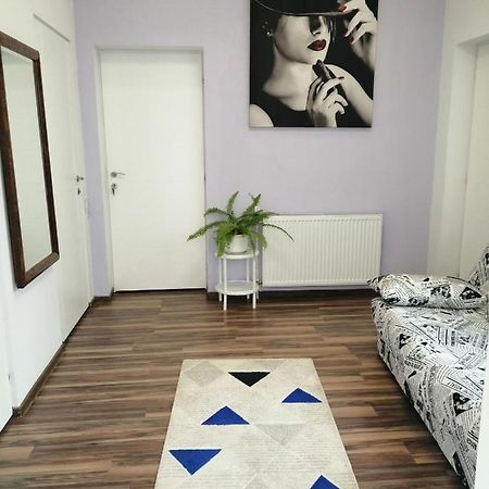 Ferienwohnung Violet House Turda Exterior foto